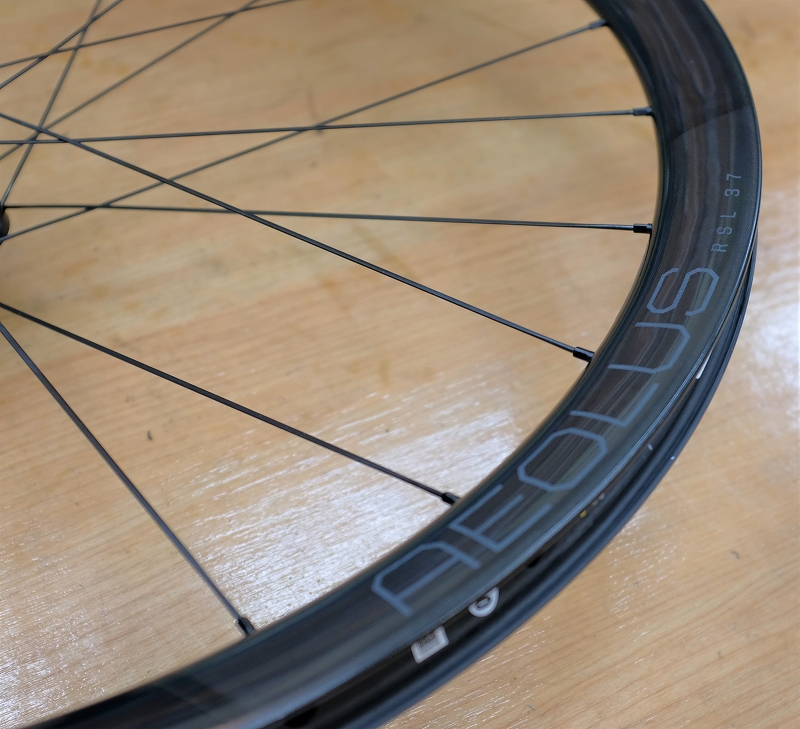 BONTRAGER AEOLUS RSL 37 TLR Disc ホイール