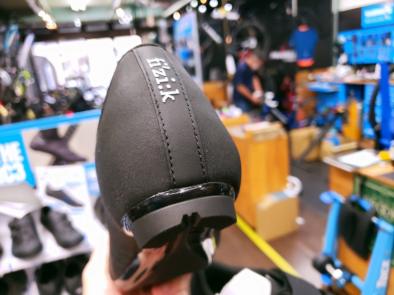 fi'zi':k TEMPO POWERSTRAP R5 ROAD SHOES | BICYCLE PRO SHOP