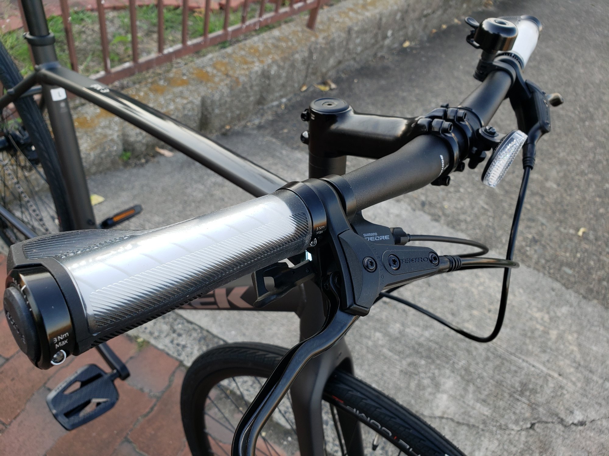 TREK 2022 FX3 Disc L size