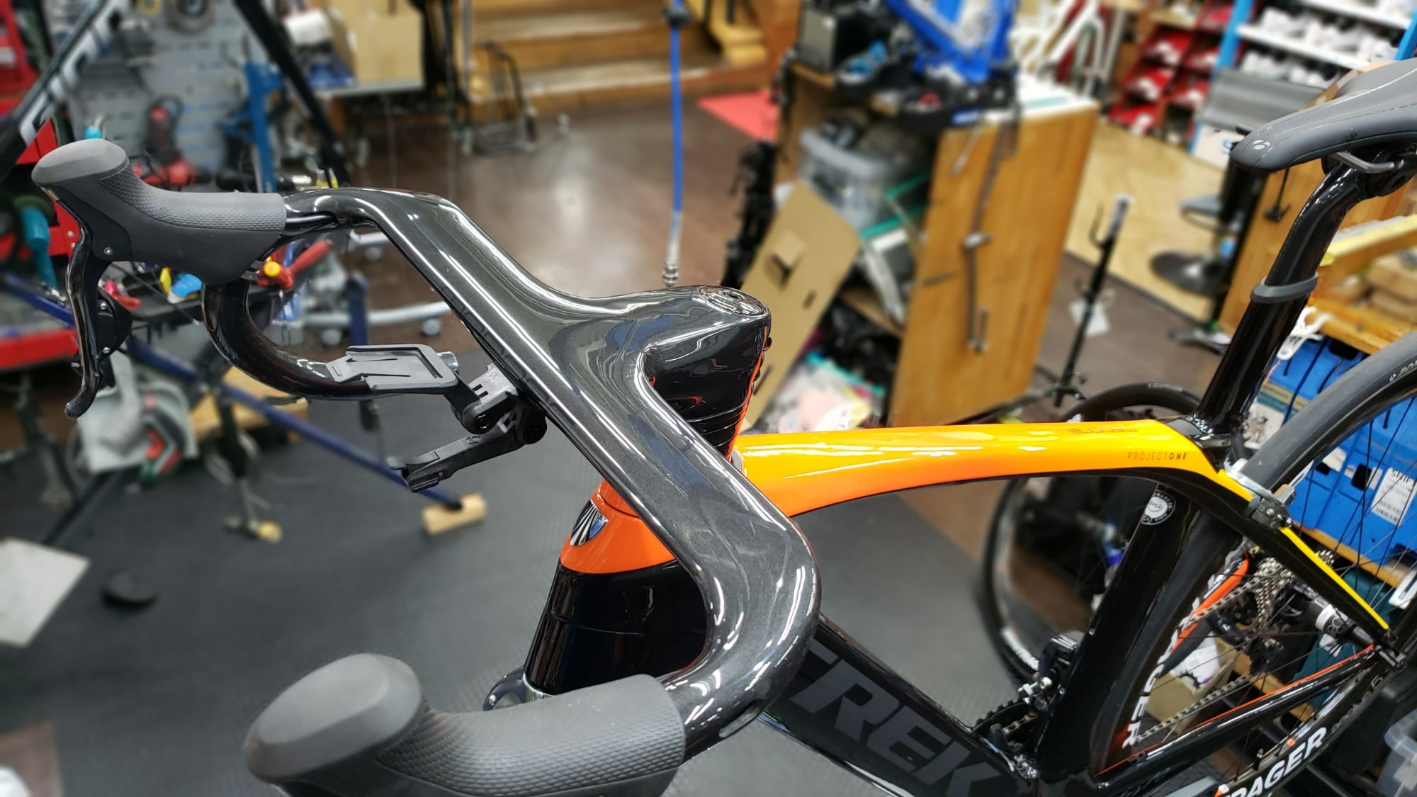 TREK Madone9.2(2017) 500mm OUTLET | BICYCLE PRO SHOP なかやま TREK Madone9.2(2017) 500mm OUTLET | BICYCLE PRO SHOP なかやま
