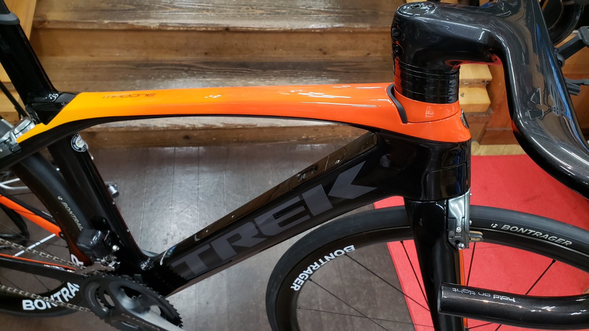 Trek hotsell madone outlet