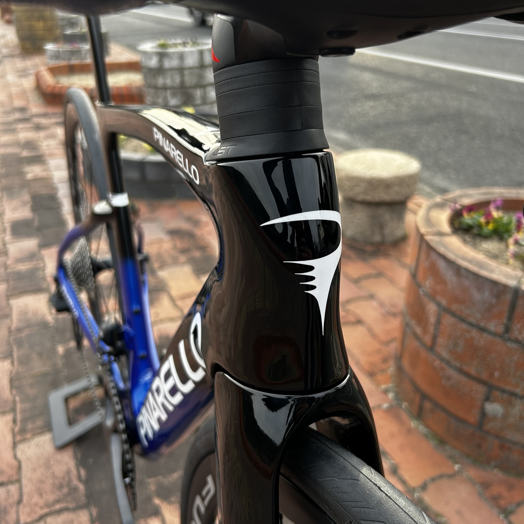 PINARELLOフルカーボン GARMIN820j【カツヒロ】 PINARELLO F7 ULTEGRA Di2 E310 FASTEST BLUE 500 | BICYCLE PRO