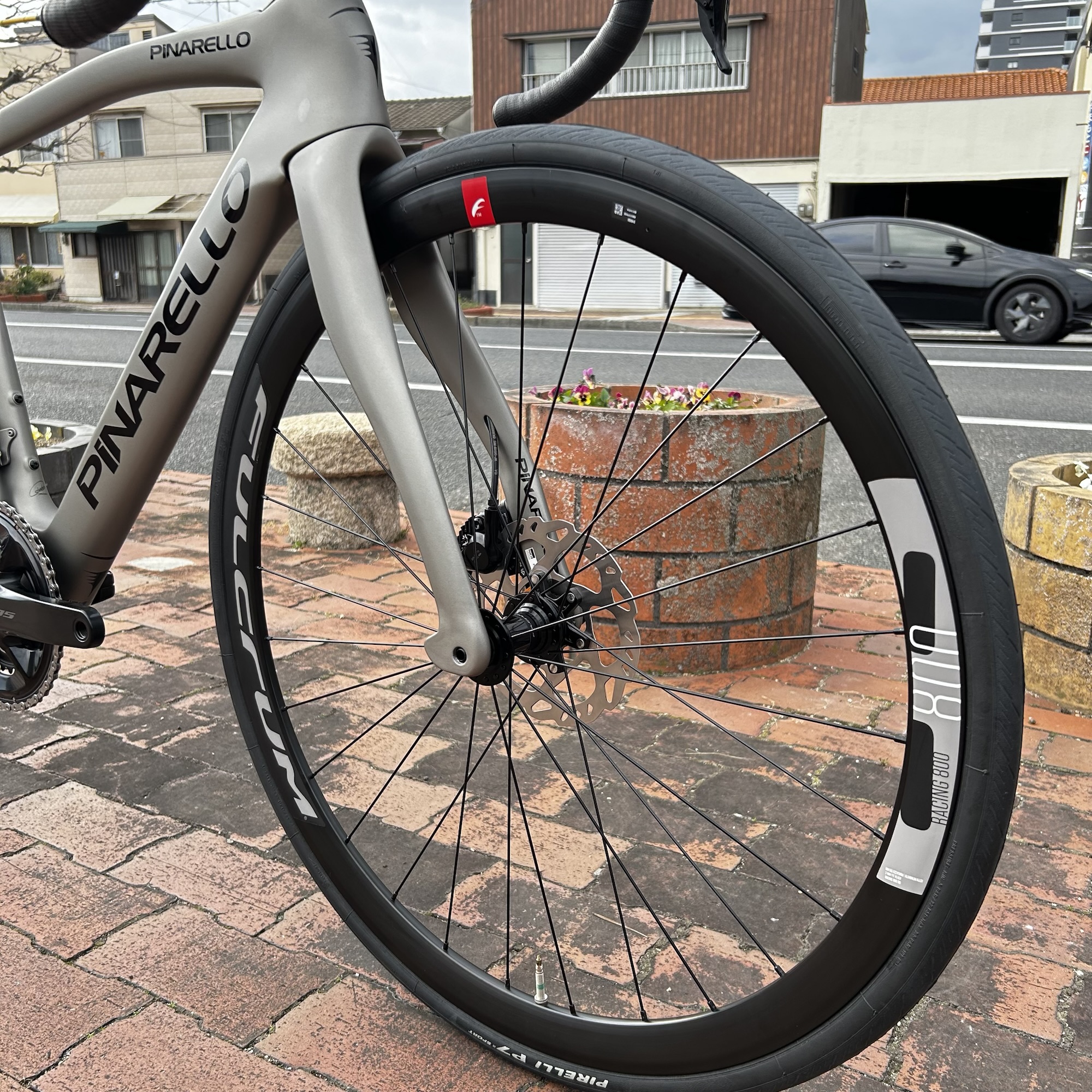 PINARELLO F5 105 Di2 D104 IMPLUS GREY 465 | BICYCLE PRO SHOP